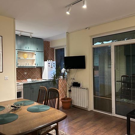 City Place Apartments คูมาโนโว ภายนอก รูปภาพ