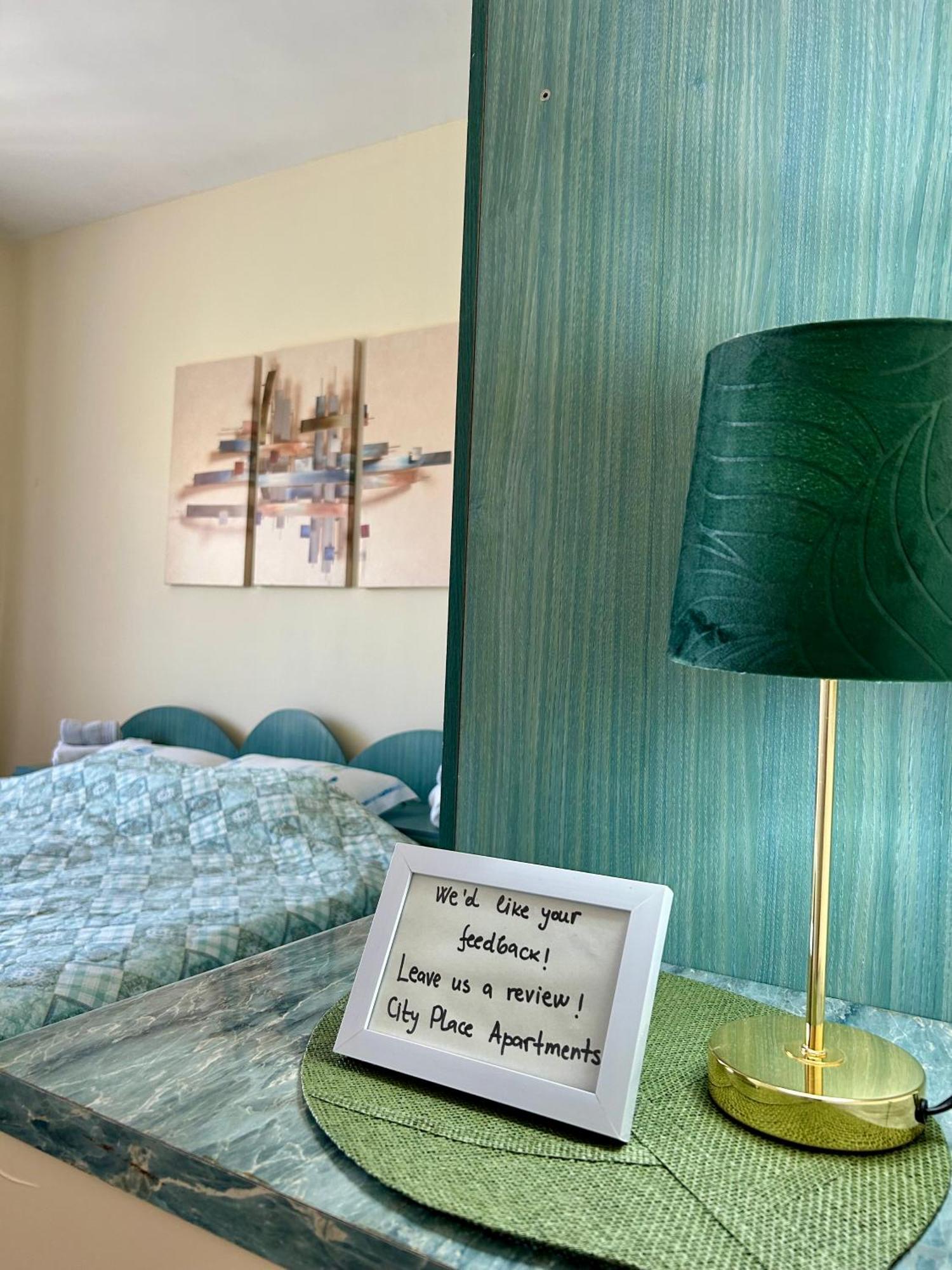 City Place Apartments คูมาโนโว ภายนอก รูปภาพ